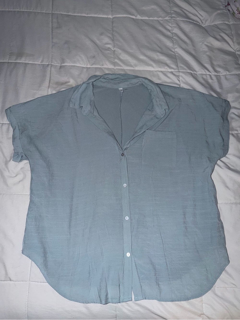 Light Blue Short-Sleeve Button-Up Shirt- 1X